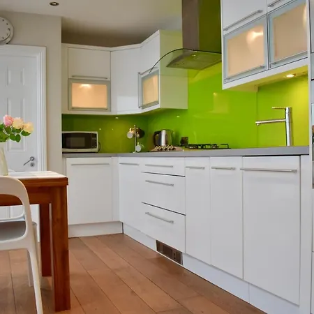 Modern 2 Bedroom Close To City Centre Dublin